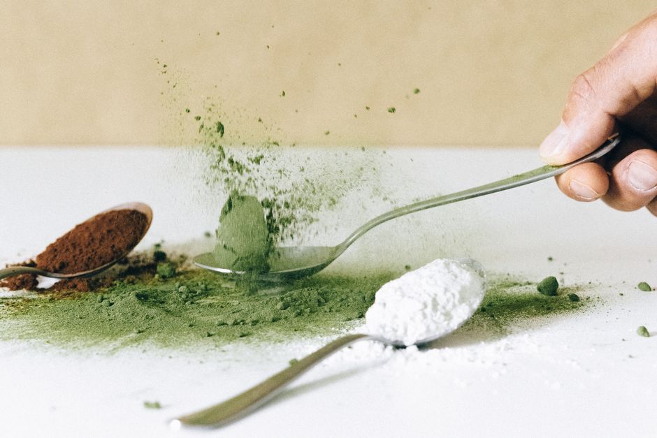 แนะนำการตัดแต่งทรงผมด้วย Hair Powder พร้อมวิธีเลือกให้เหมาะกับทรงผม